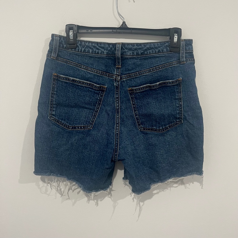Universal Thread shorts - Picture 2 of 4